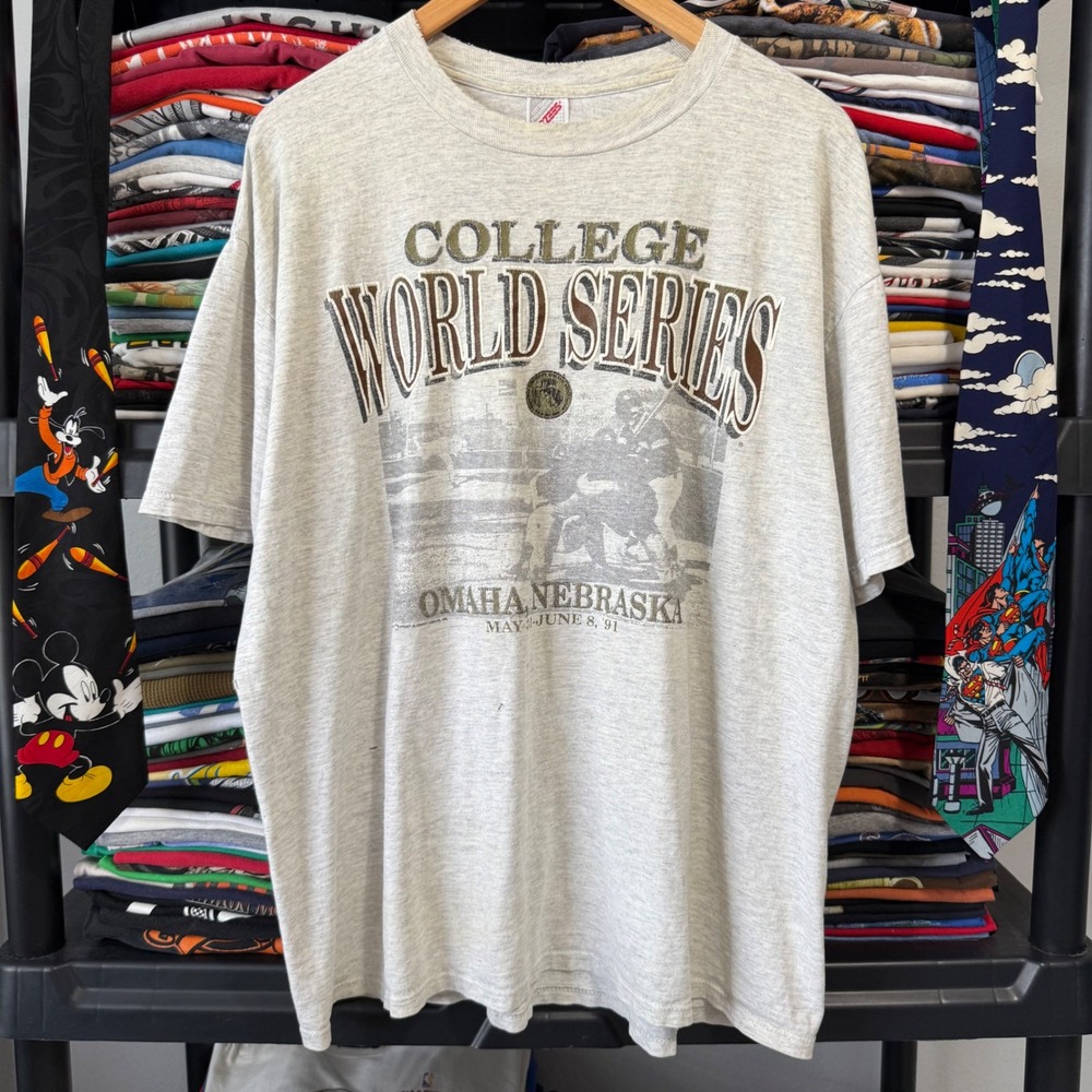 Vintage 90s Grey College World Series Omaha Nebraska T-Shirt XL Light Marks